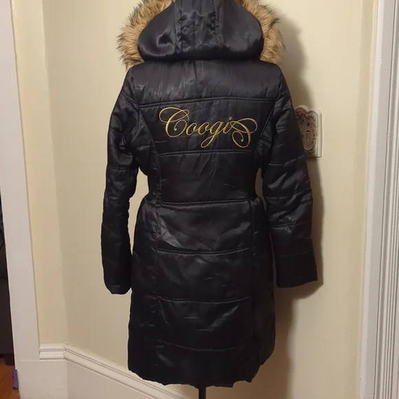 Vintage Coogi Puffer Jacket with Removable Faux Fur lined hood Size Medium - Picture 10 of 14